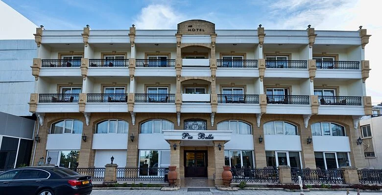 Pia Bella Hotel Konaklama ve Genel Görünüm