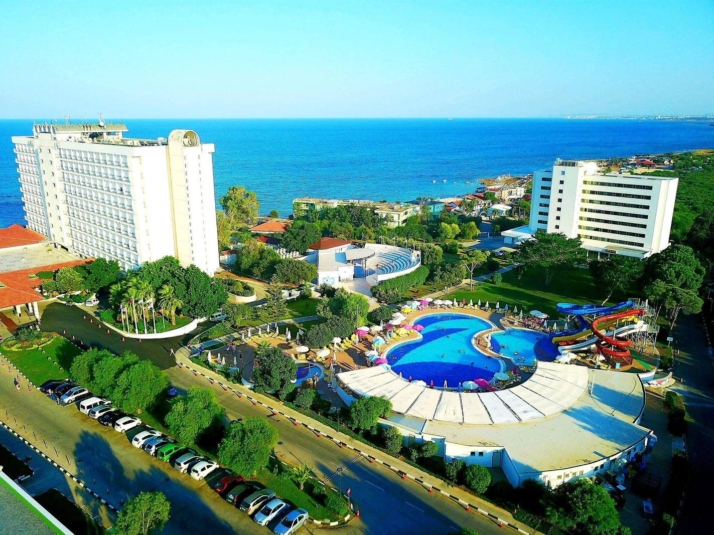 Salamis Bay Conti Hotel Aquapark Havuz ve Sahil