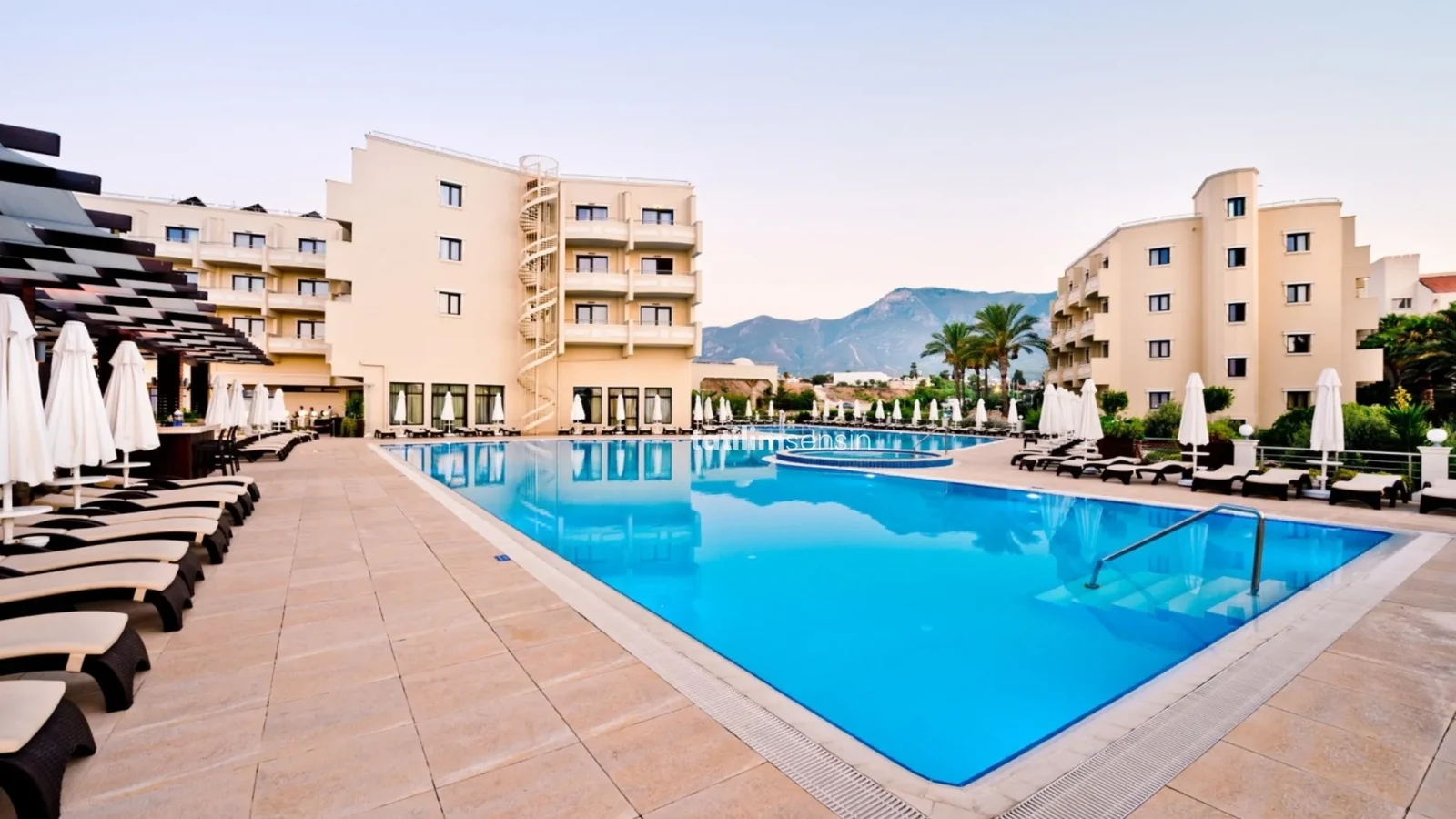 Vuni Palace Hotel Konaklama ve Genel Görünüm